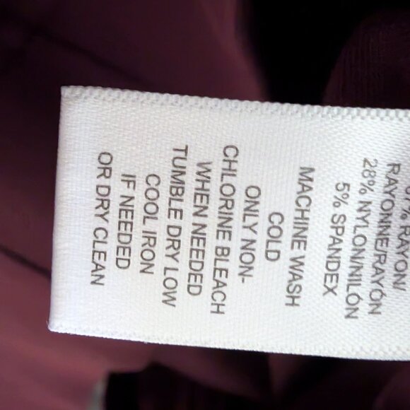 LOFT‎ Seamed Ponte Burgundy, Size Large EUC - Picture 9 of 9